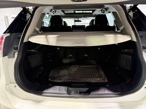 Used 2016 Nissan Rogue SL w/ SL Premium Package AWD/4WD image 10