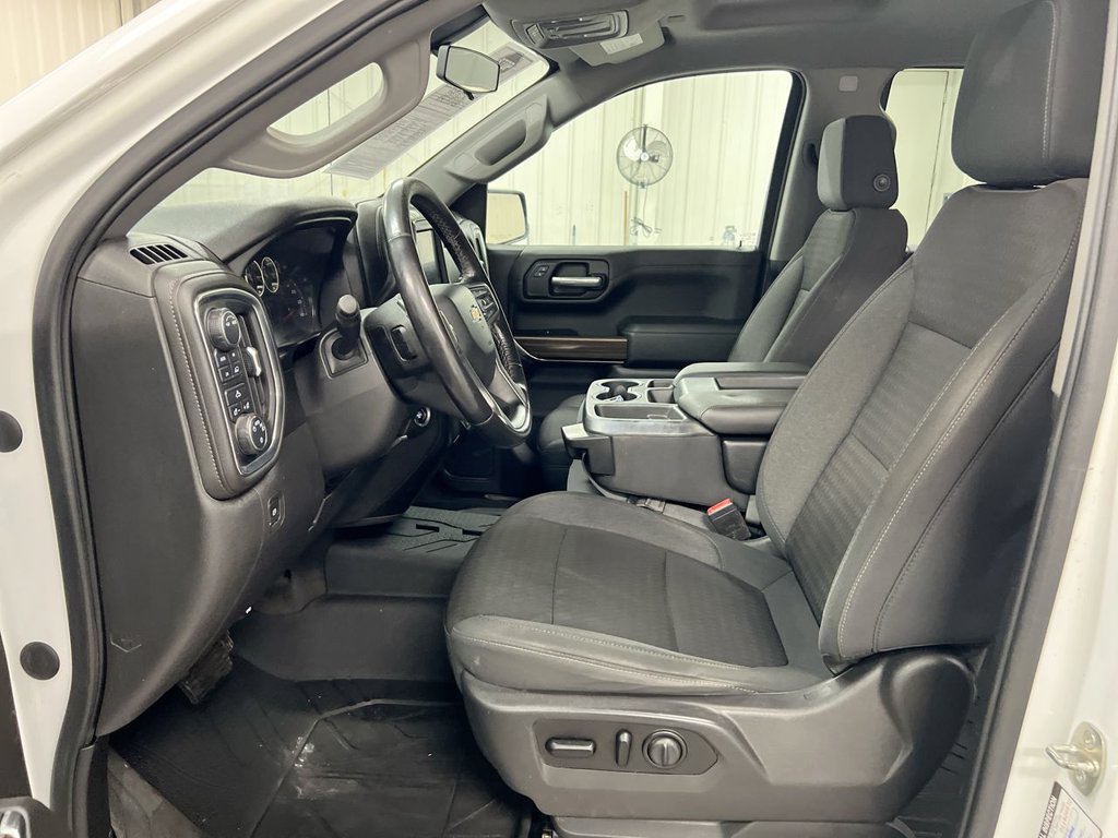 Used 2020 Chevrolet Silverado 1500 LT w/ All-Star Edition AWD/4WD image 19