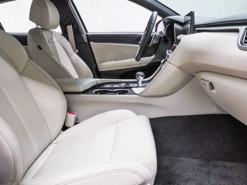 Certified 2026 Genesis G70 2.5T RWD image 13