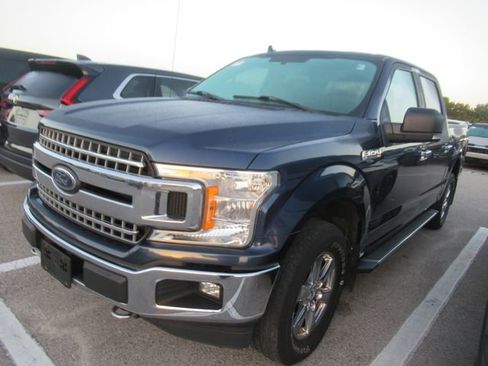 Used 2018 Ford F150 XLT w/ Equipment Group 302A Luxury AWD/4WD image 3