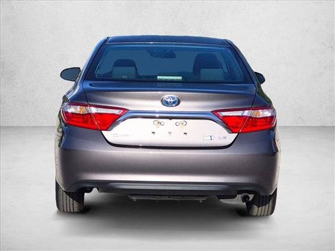 Used 2016 Toyota Camry LE FWD image 7