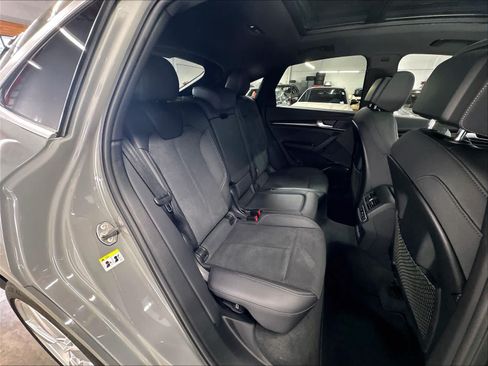 Used 2022 Audi SQ5 Premium AWD/4WD image 28
