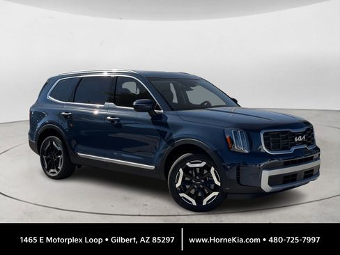 New 2025 Kia Telluride S image 1
