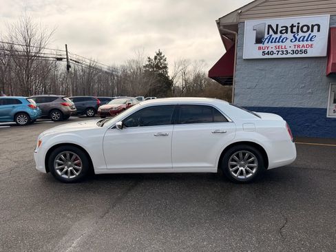 Used 2012 Chrysler 300 Limited image 3