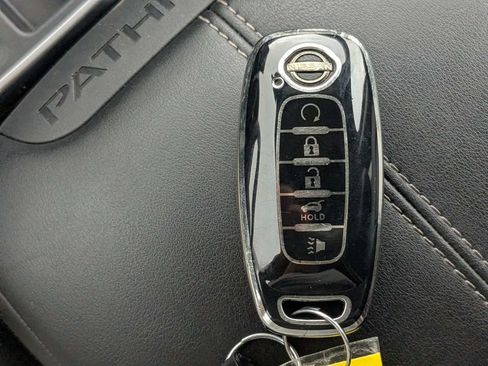 Used 2024 Nissan Pathfinder SL w/ Cargo Package FWD image 34