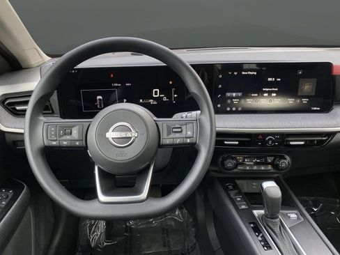 New 2026 Nissan Kicks SV w/ SV Premium Package image 6