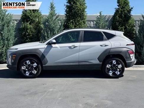 Used 2025 Hyundai Kona SEL AWD/4WD image 4