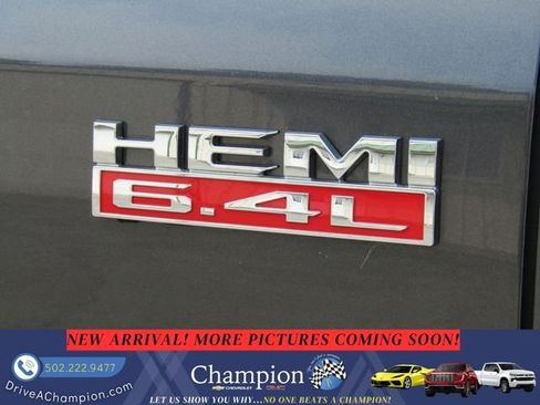 Used 2021 RAM 2500 Tradesman w/ Chrome Appearance Group AWD/4WD image 10