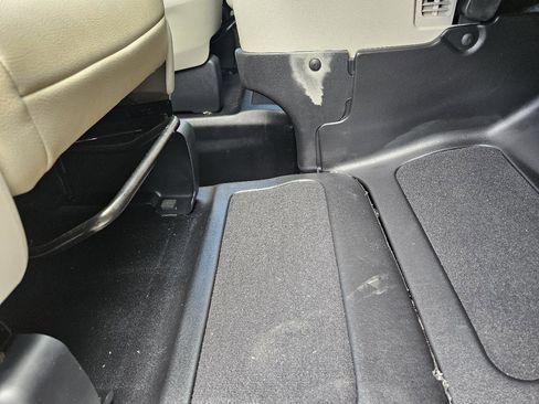 Used 2019 Dodge Grand Caravan SE w/ Power Convenience Group I FWD image 37