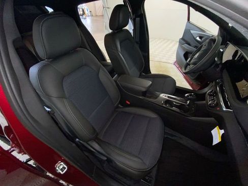 Used 2025 Buick Envista Preferred FWD image 15