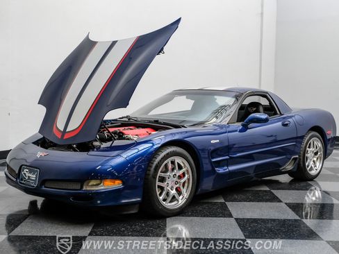Used 2004 Chevrolet Corvette Z06 w/ Z06 Preferred Equipment Group image 35