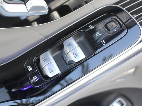 New 2025 Mercedes-Benz S 580 4MATIC Sedan image 13