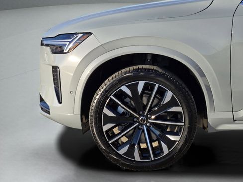 New 2026 Volvo XC90 B6 Ultra w/ Protection Package AWD/4WD image 31