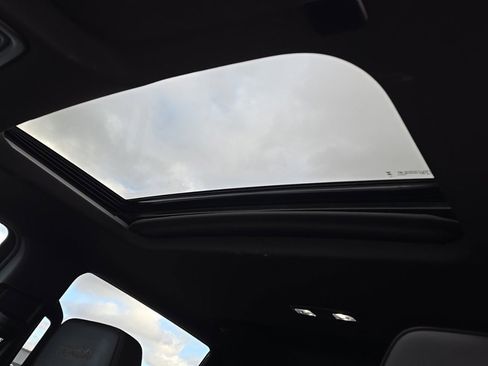 Used 2024 Chevrolet Silverado 1500 High Country image 27