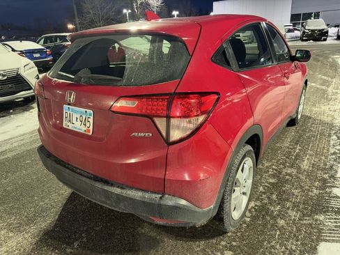 Used 2016 Honda HR-V LX image 9