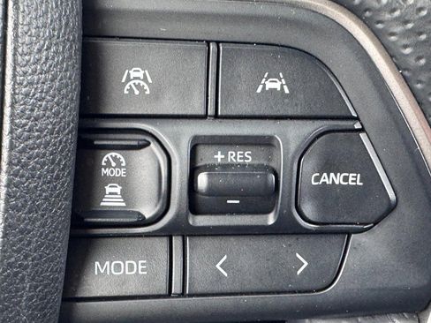 Certified 2025 Toyota 4Runner SR5 image 18