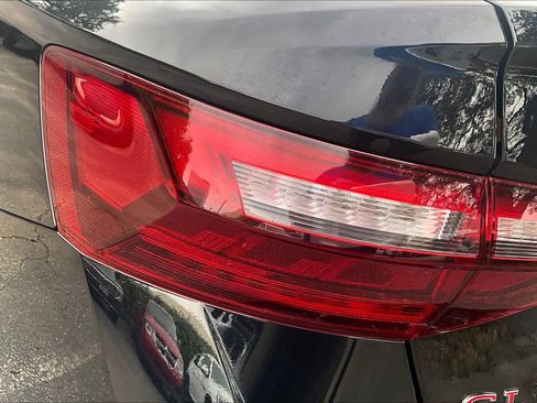 Used 2024 Volkswagen Jetta GLI Autobahn FWD image 29