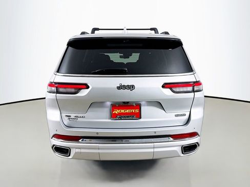 Used 2022 Jeep Grand Cherokee L Overland w/ Luxury Tech Group IV AWD/4WD image 7