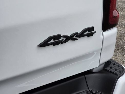 New 2026 RAM 1500 Big Horn AWD/4WD image 9