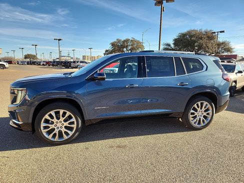 New 2026 GMC Acadia Denali w/ Super Cruise Package image 2