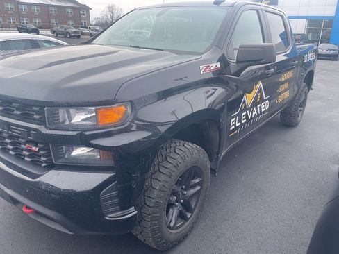 Used 2020 Chevrolet Silverado 1500 Custom Trail Boss w/ Custom Convenience Package image 1