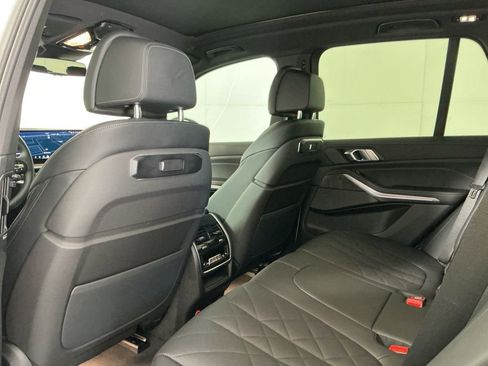 Certified 2025 BMW X5 sDrive40i w/ Climate Comfort Package image 24