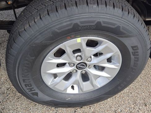 New 2026 Nissan Frontier S w/ Tow Package image 9