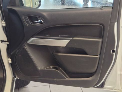 Certified 2022 Chevrolet Colorado LT w/ Fleet Safety Package RWD image 5