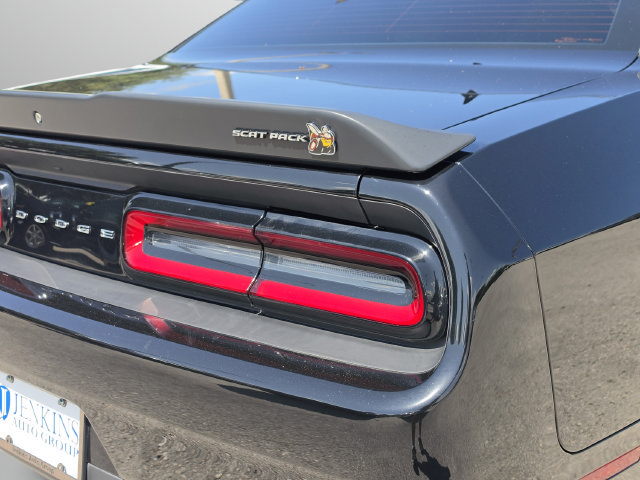 Used 2021 Dodge Challenger R/T Scat Pack RWD image 15