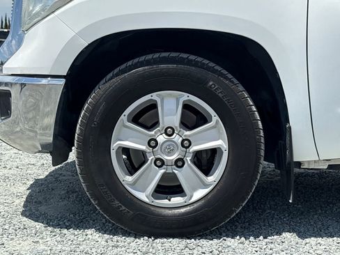 Used 2014 Toyota Tundra SR5 w/ SR5 Upgrade Package RWD image 12