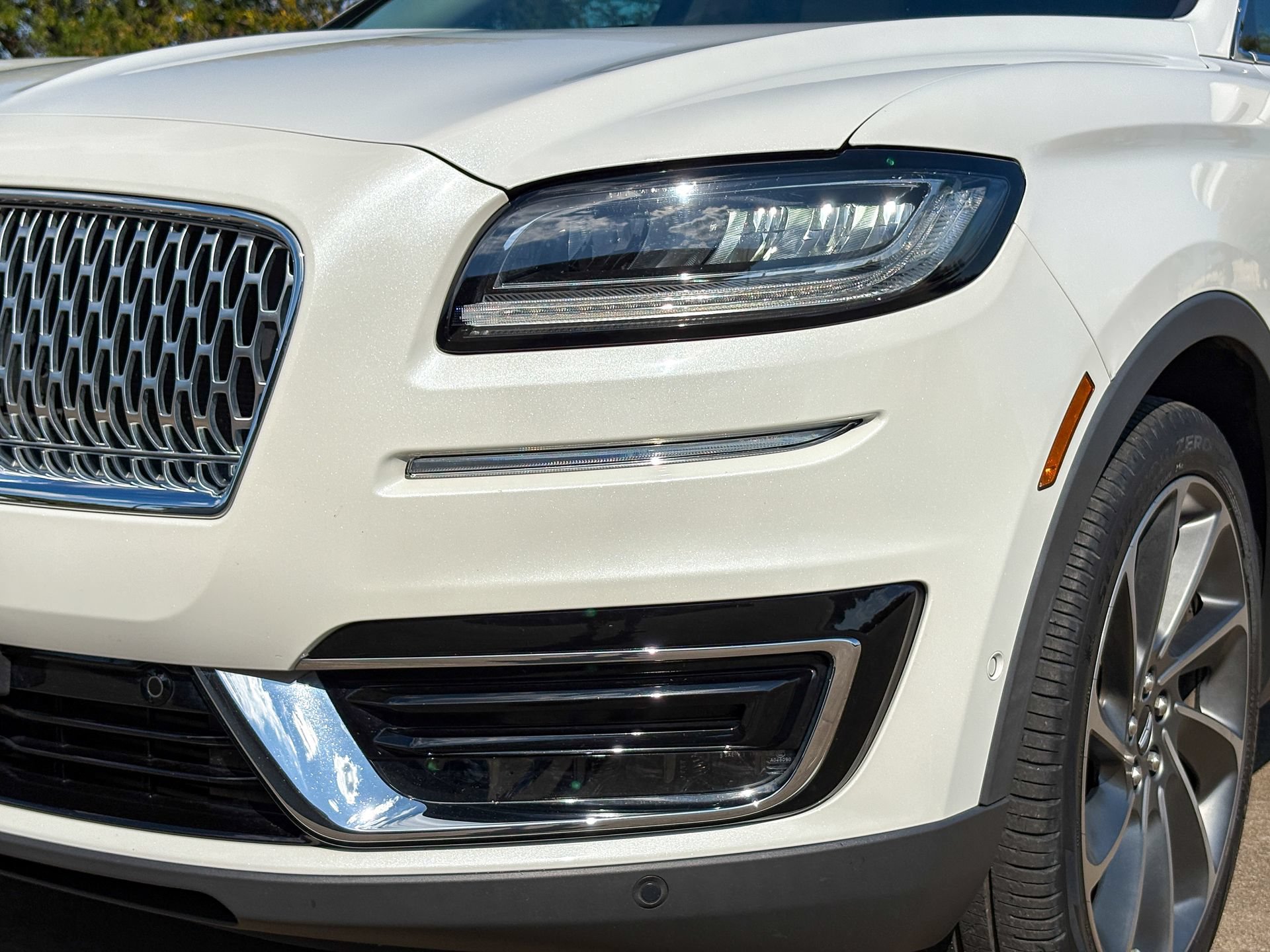 Used 2020 Lincoln Nautilus Reserve w/ Equipment Group 201A FWD image 6