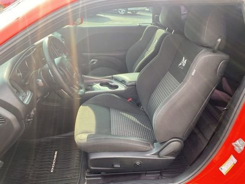 Used 2018 Dodge Challenger R/T Scat Pack RWD image 15