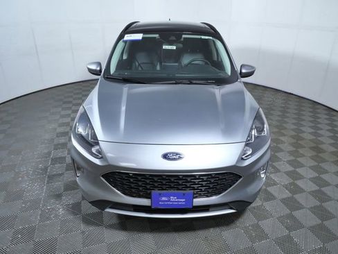 Certified 2022 Ford Escape SEL w/ Technology Package AWD/4WD image 3