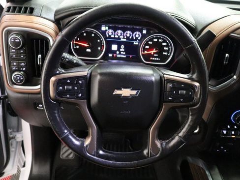 Used 2020 Chevrolet Silverado 2500 High Country w/ Technology Package AWD/4WD image 43
