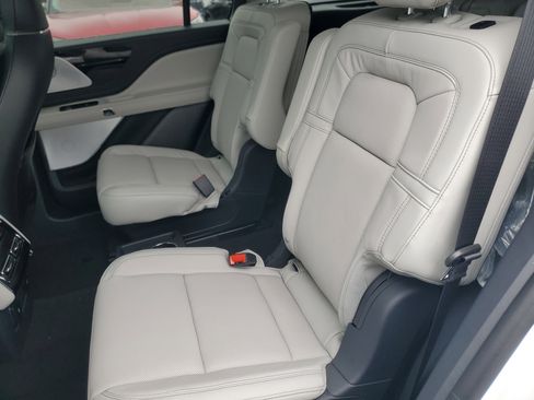 New 2026 Lincoln Aviator Reserve image 26