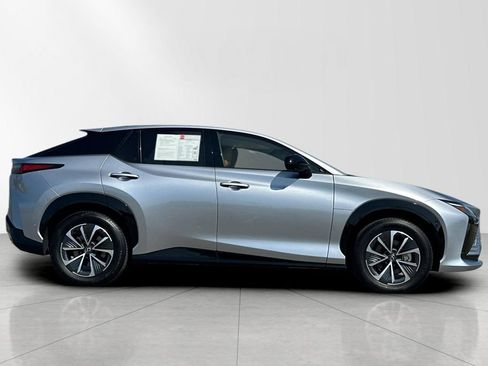 Used 2023 Lexus RZ 450e Premium w/ Technology Package AWD/4WD image 7