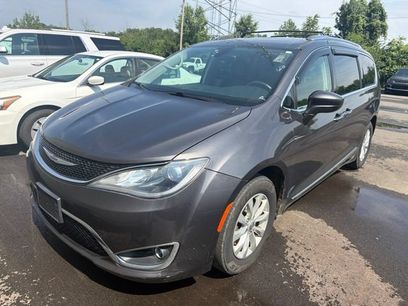 Used 2019 Chrysler Pacifica Touring-L