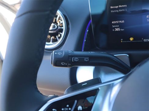 New 2026 Mercedes-Benz GLB 250 4MATIC image 41