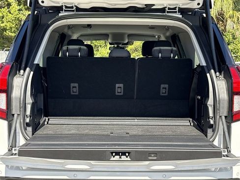 Used 2025 Ford Expedition Active image 11