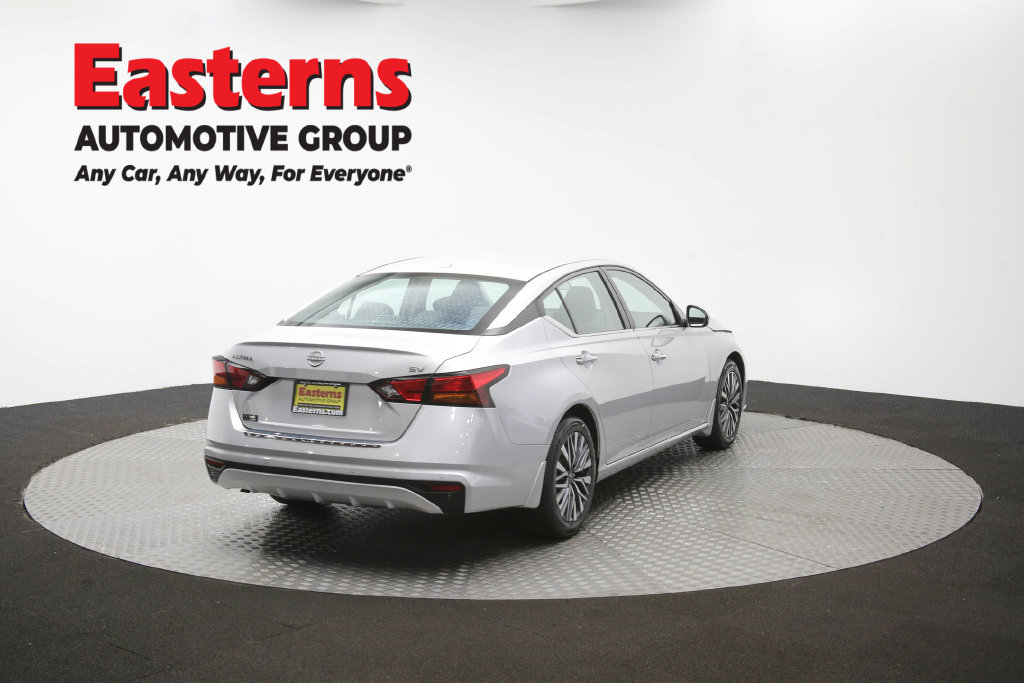 Used 2023 Nissan Altima 2.5 SV FWD image 41