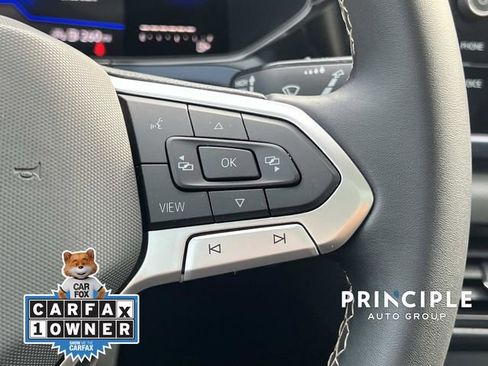 Used 2022 Volkswagen Taos SE w/ Panoramic Sunroof Package image 19