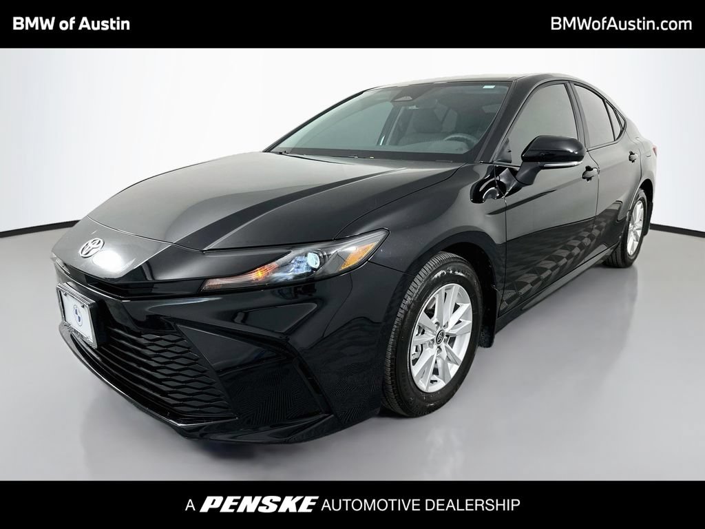 Used 2025 Toyota Camry LE w/ Convenience Package FWD image 1