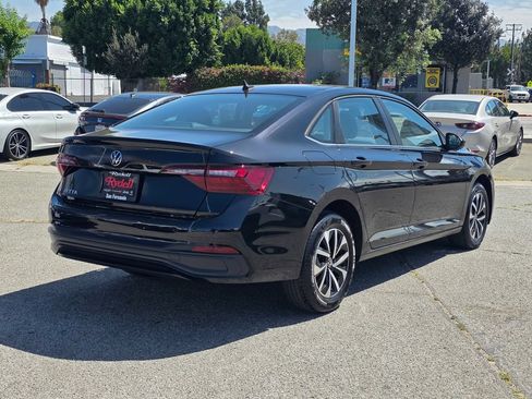 Used 2024 Volkswagen Jetta S FWD image 5