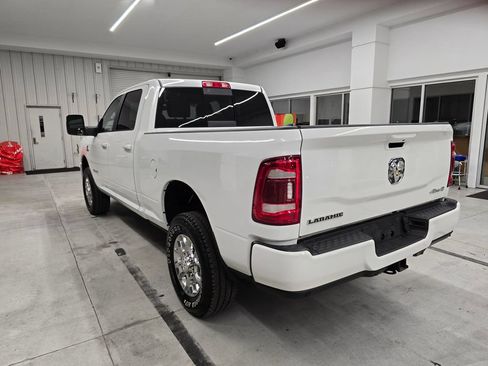 Used 2024 RAM 2500 Laramie AWD/4WD image 4