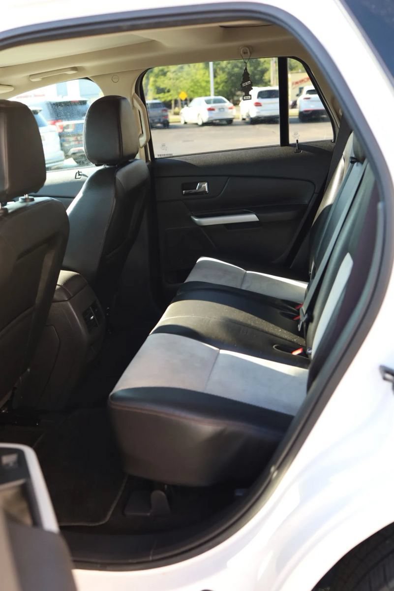 Used 2014 Ford Edge SEL w/ Equipment Group 205A AWD/4WD image 29