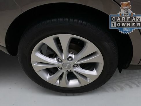 Used 2016 Kia Soul + FWD image 17