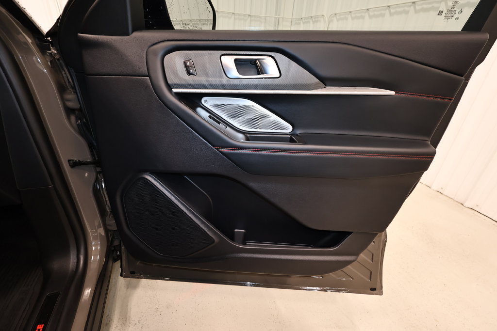 Certified 2026 Ford Explorer ST w/ Sun And Sound Package AWD/4WD image 21
