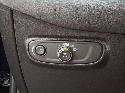 Certified 2023 Chevrolet Equinox LT image 12