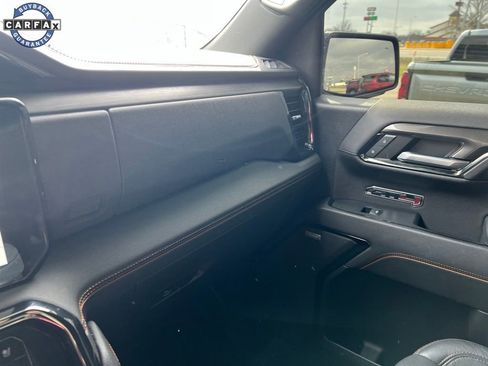 Used 2023 GMC Sierra 1500 AT4 w/ Technology Package image 20