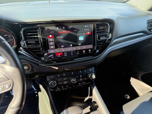 Used 2024 Dodge Durango GT image 15